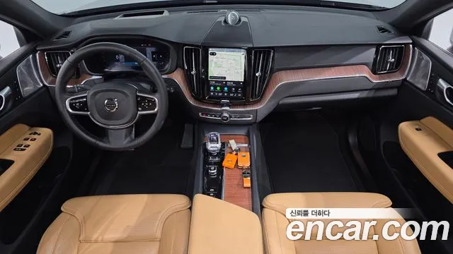 Volvo XC60 2nd Gen — Фото автомобиля 7