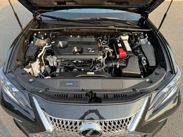 Lexus ES — Фото автомобиля 13