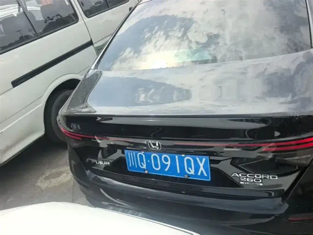 Honda Accord — Фото автомобиля 14
