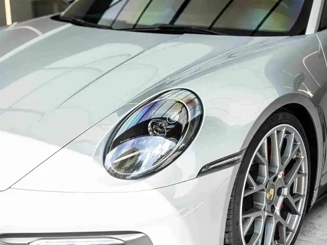 Porsche 911 — Фото автомобиля 12