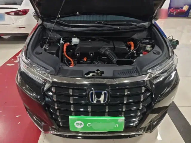 Honda Elysion — Фото автомобиля 19