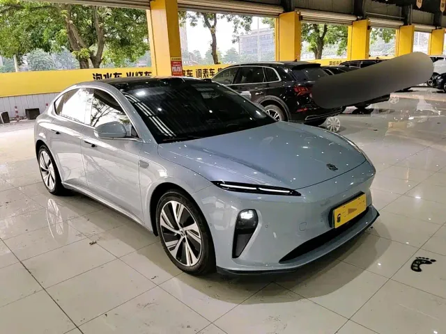 Nio ET5 — Фото автомобиля 3
