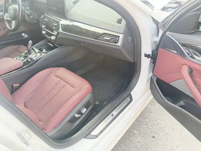 BMW 5 Series — Фото автомобиля 8