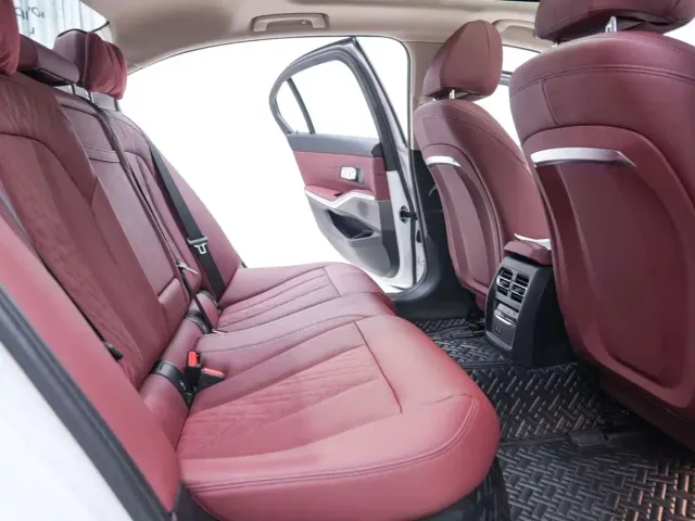 BMW i3 — Фото автомобиля 25