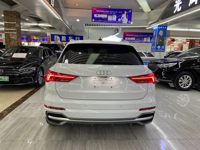 Audi Q3 — Фото автомобиля 5