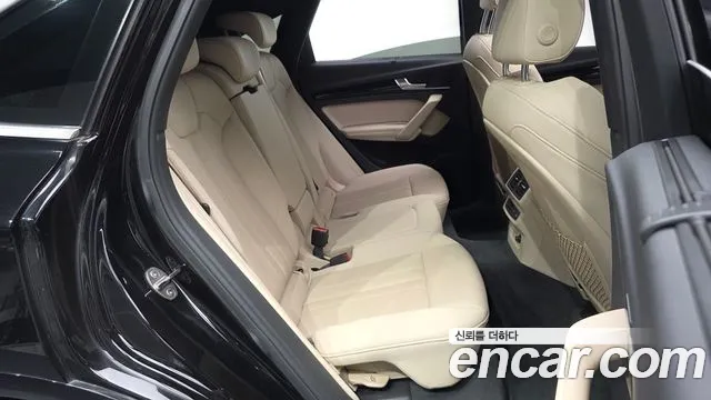Audi Q5 40 TDI quattro Sportback Premium — Фото автомобиля 12