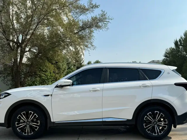 Jetour X70 Plus — Фото автомобиля 8
