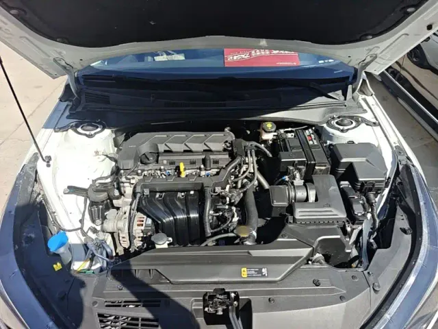 Hyundai Elantra — Фото автомобиля 19