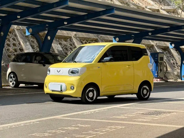 Фотография автомобиля — Wuling Hongguang Mini EV