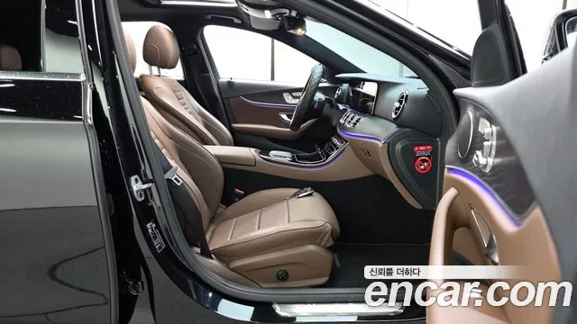 Mercedes-Benz E-Class W213 — Фото автомобиля 16
