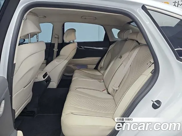 Genesis G80 RG3 — Фото автомобиля 12