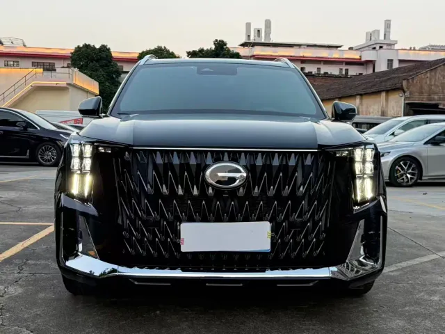 GAC Trumpchi GS8 — Фото автомобиля 2