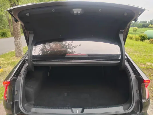 Wuling Starlight — Фото автомобиля 24