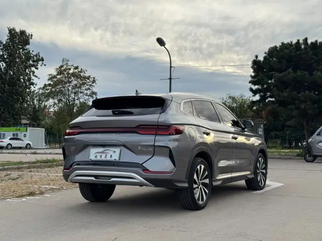 BYD Song PLUS — Фото автомобиля 6