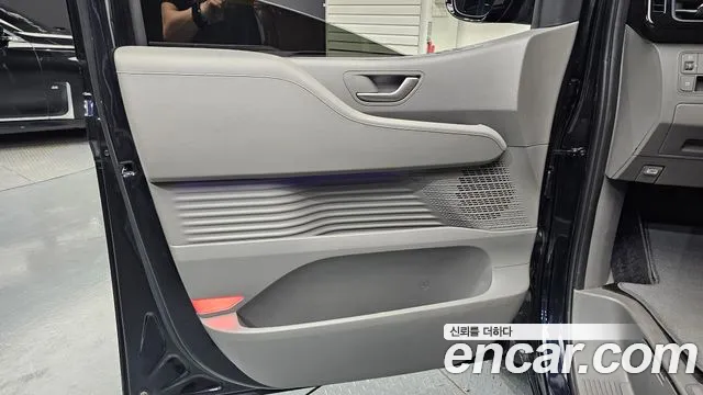 Hyundai Staria Staria — Фото автомобиля 24
