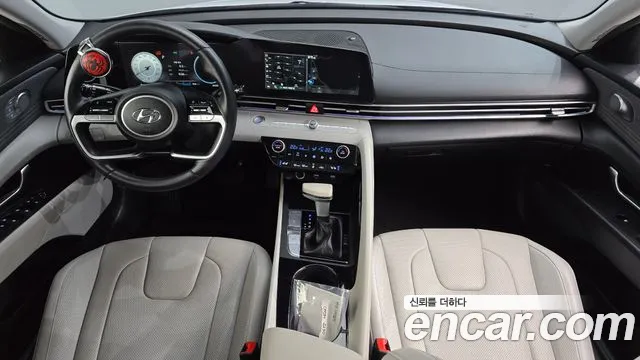 Hyundai Avante CN7 — Фото автомобиля 6