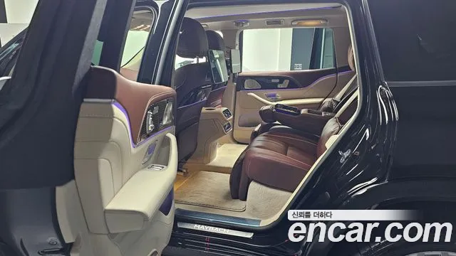 Mercedes-Benz GLS-Class — Фото автомобиля 25