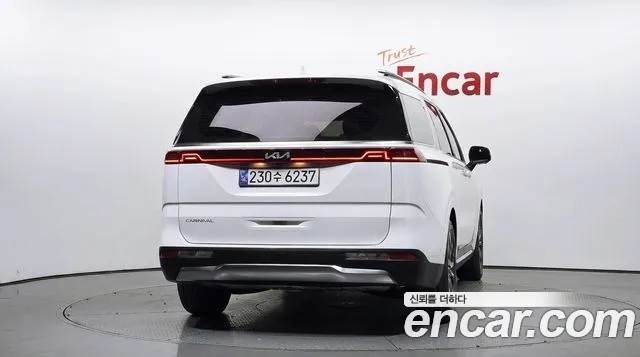 Kia Carnival 4th Gen — Фото автомобиля 4