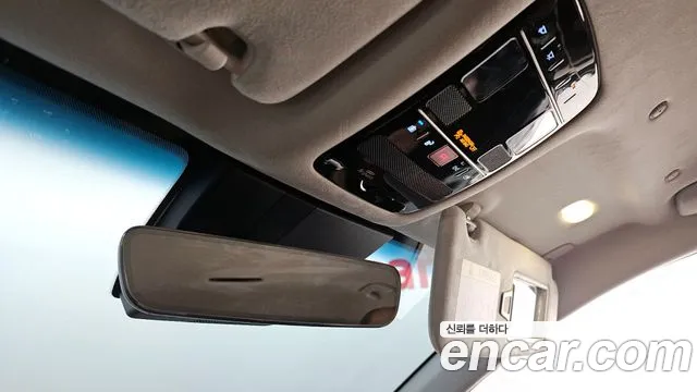 Hyundai Grandeur Grandeur (GN7) 3.5 Бензин 2WD — Фото автомобиля 20