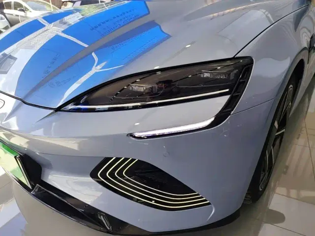 BYD Seal — Фото автомобиля 17
