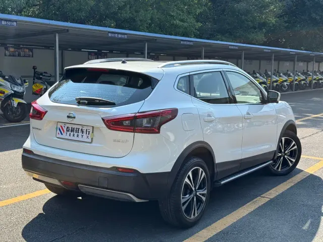 Nissan Qashqai — Фото автомобиля 4