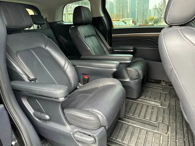 GAC Trumpchi M8 — Фото автомобиля 11