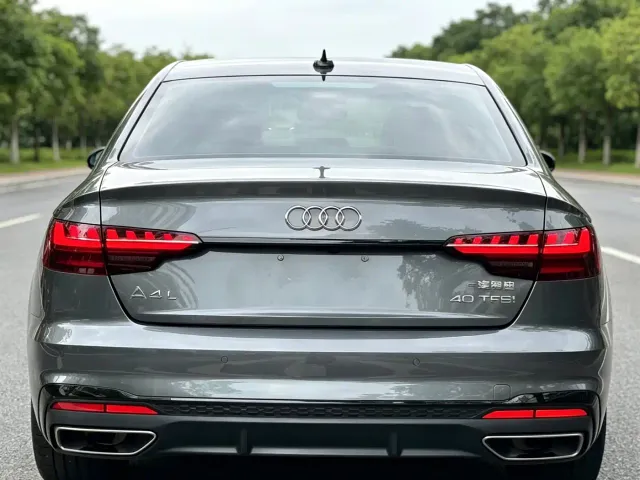 Audi A4L — Фото автомобиля 6