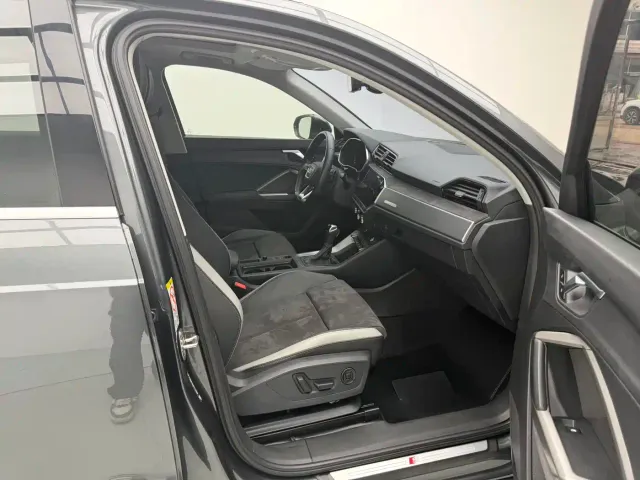 Audi Q3 — Фото автомобиля 11