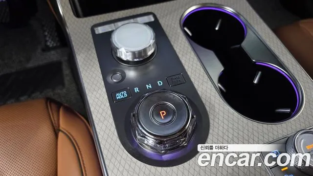 Genesis GV80 — Фото автомобиля 12