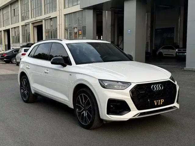 Audi Q5L — Фото автомобиля 3