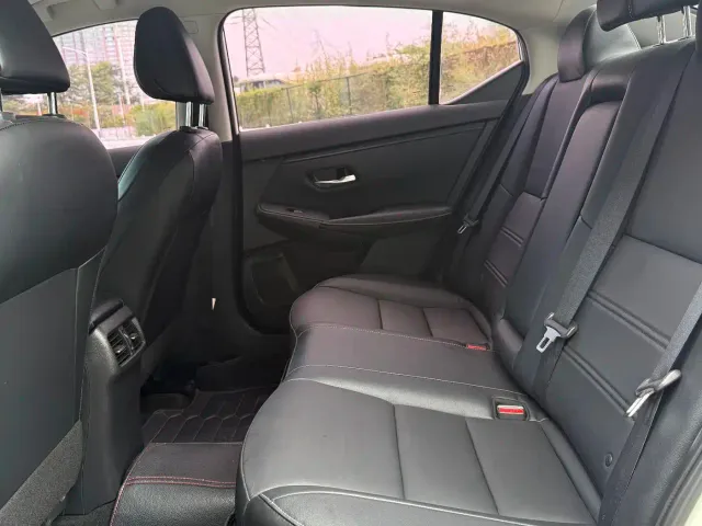 Nissan Sylphy — Фото автомобиля 7