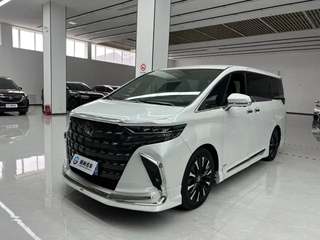 Фотография автомобиля — Toyota Alphard