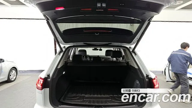 Volkswagen Touareg Touareg 3 поколение 3.0 TDI Prestige — Фото автомобиля 20