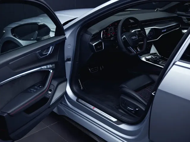 Audi RS 6 — Фото автомобиля 13