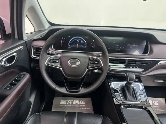 GAC Trumpchi M6 — Фото автомобиля 9