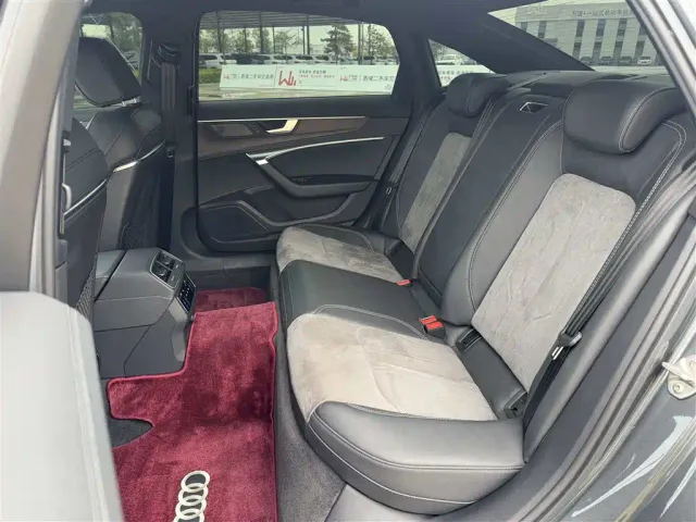 Audi A6L — Фото автомобиля 14