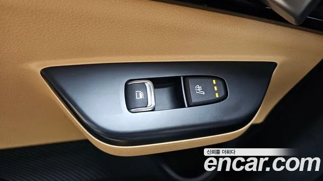 Kia Carnival Generation 4 — Фото автомобиля 18