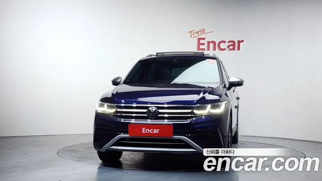 Volkswagen Tiguan — Фото автомобиля 3