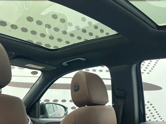 Mercedes-Benz EQB — Фото автомобиля 8