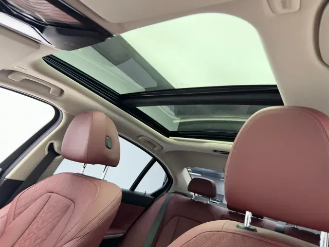 BMW 3 Series — Фото автомобиля 21