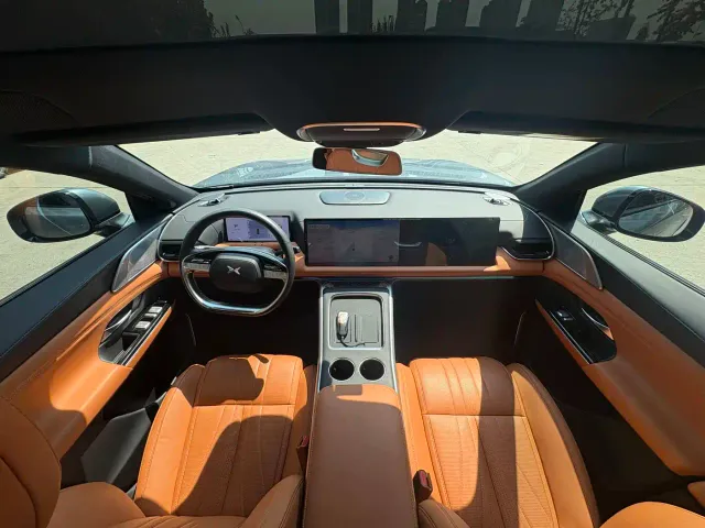 Xpeng G9 — Фото автомобиля 5