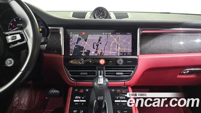Porsche Macan — Фото автомобиля 14