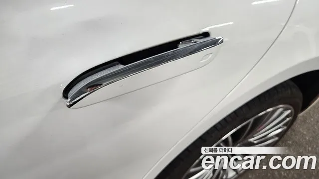 Mercedes-Benz S-Class — Фото автомобиля 19