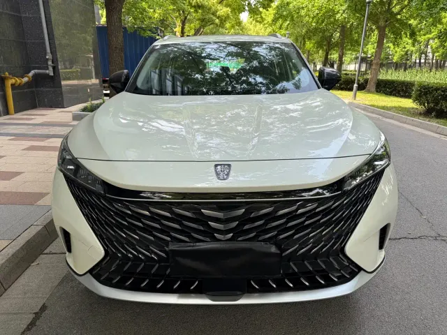 Roewe RX5 — Фото автомобиля 2