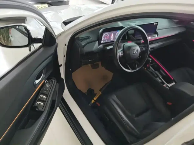 Honda Accord — Фото автомобиля 15