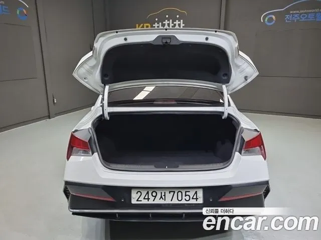Hyundai Avante — Фото автомобиля 8