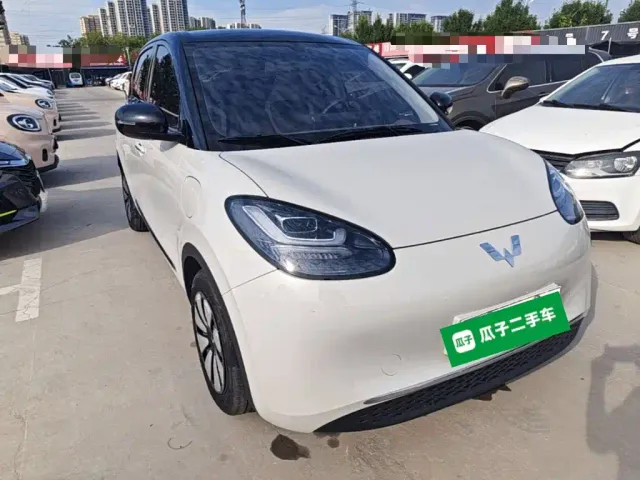 Wuling Bingo — Фото автомобиля 3