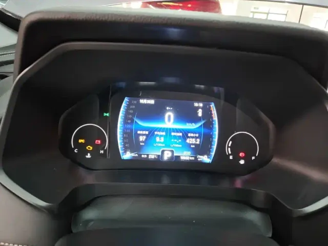 Chery Tiggo 8 — Фото автомобиля 11
