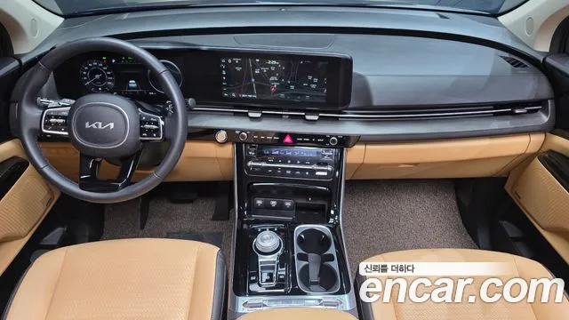 Kia Carnival Generation 4 — Фото автомобиля 10