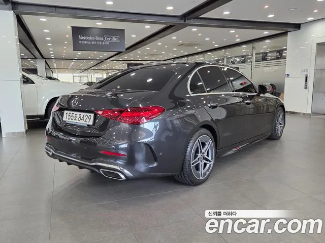 Mercedes-Benz C-Class — Фото автомобиля 4